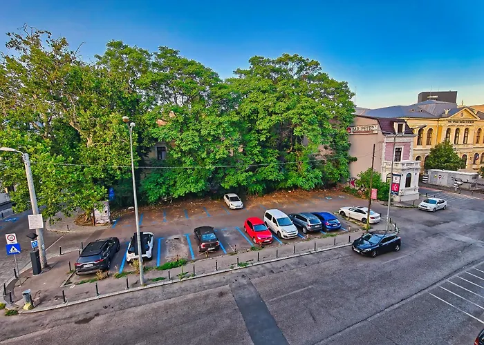 Botev Design Apartments - Walk To Old Town - Pumo Properties Bucureşti