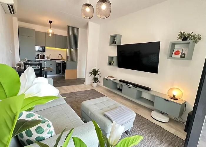 Quiet Modern Apartment Near Romexpo - Balcony Bucureşti